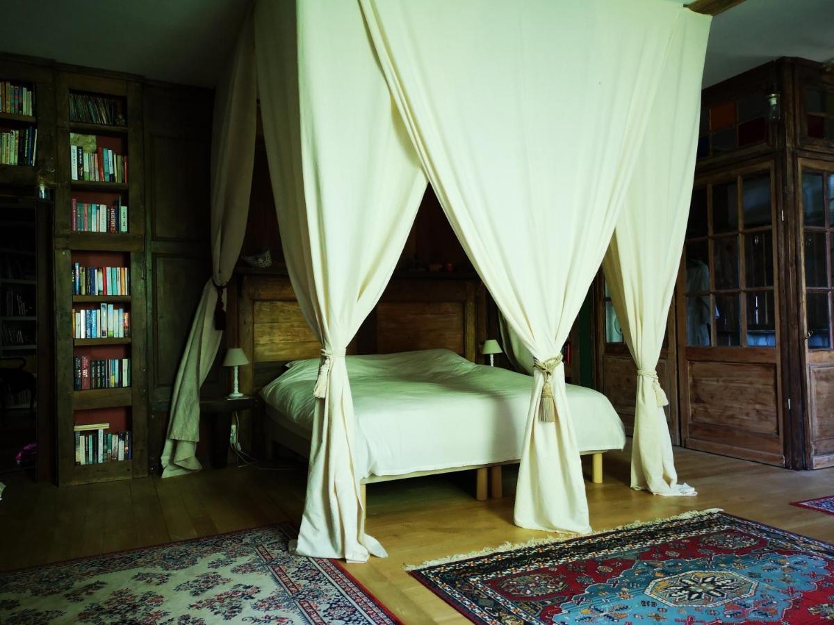 Mule Bed & Breakfast Lagardere Bagian luar foto